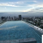 ระเบียงกระจก ราวกันตกสแตนเลส ราคาต่อเมตร